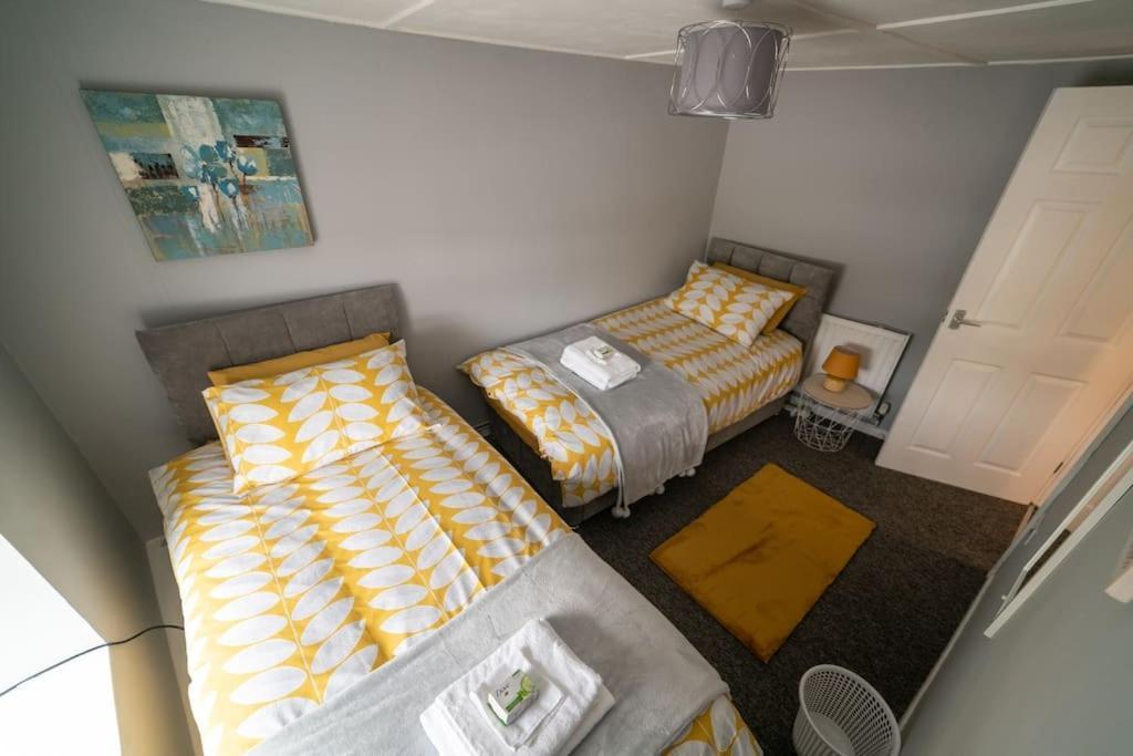 2 Bed Sleeps 4 Central Haverfordwest Town House Luaran gambar
